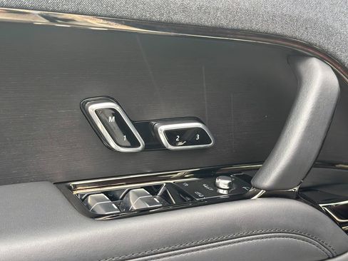 Used 2024 Land Rover Range Rover Sport Dynamic SE image 28