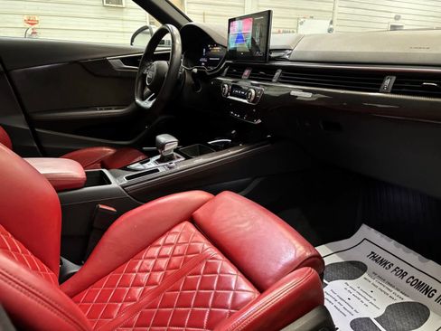 Used 2020 Audi S4 Premium Plus w/ Premium Plus Package AWD/4WD image 26