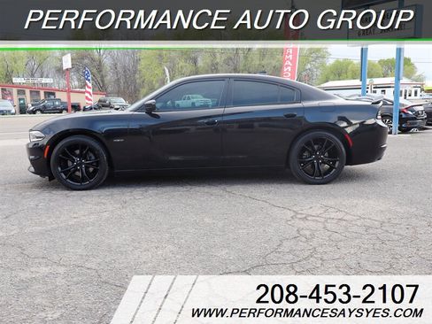 Used 2016 Dodge Charger R/T w/ Plus Group image 6