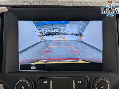 Used 2022 GMC Terrain SLT w/ Infotainment Package II AWD/4WD image 15