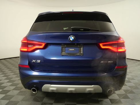 Used 2018 BMW X3 xDrive30i w/ Executive Package image 4