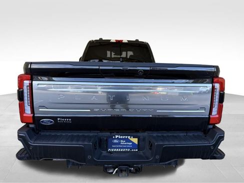 Used 2025 Ford F450 Platinum w/ Platinum Plus Package image 3