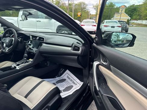 Used 2017 Honda Civic EX-T image 38