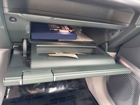 Used 2026 Hyundai Ioniq 9 Calligraphy image 32