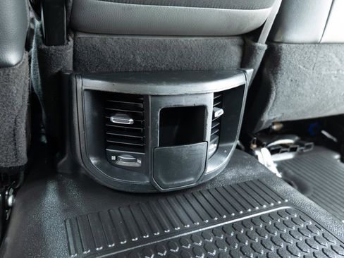 Used 2022 RAM 2500 Tradesman w/ Chrome Appearance Group AWD/4WD image 37