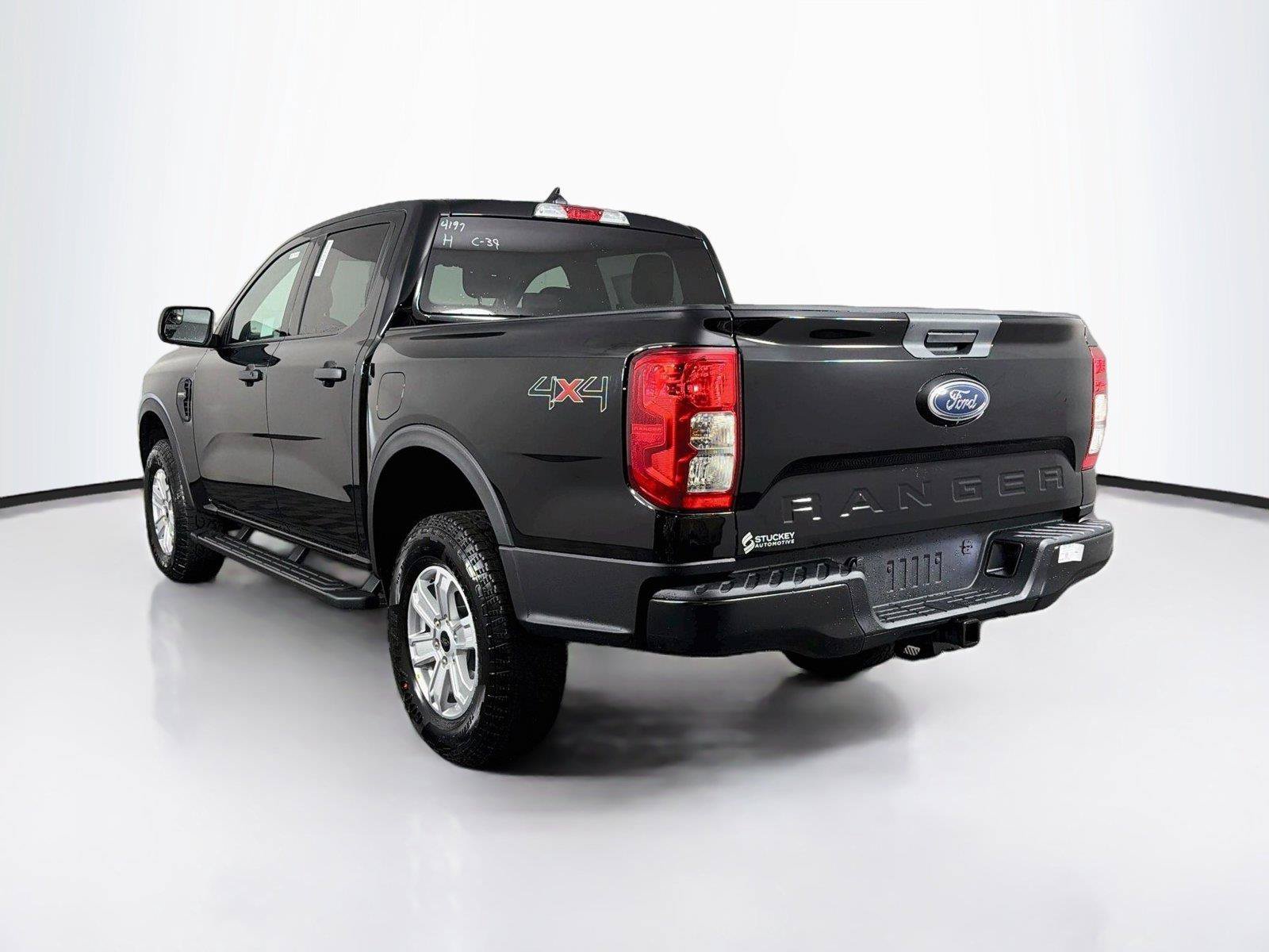New 2026 Ford Ranger XL w/ Trailer Tow Package AWD/4WD image 9