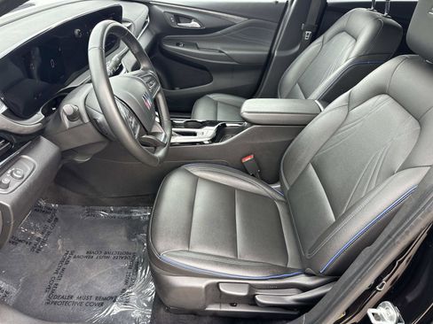Certified 2025 Buick Envista Sport Touring w/ Experience Buick Package image 18