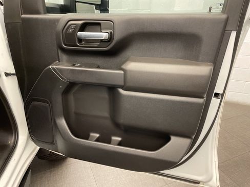 Used 2021 Chevrolet Silverado 2500 Custom w/ Custom Value Package image 25