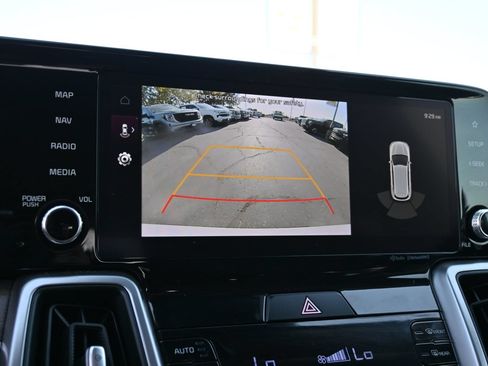 Used 2023 Kia Sorento EX w/ Panoramic Sunroof Package FWD image 13