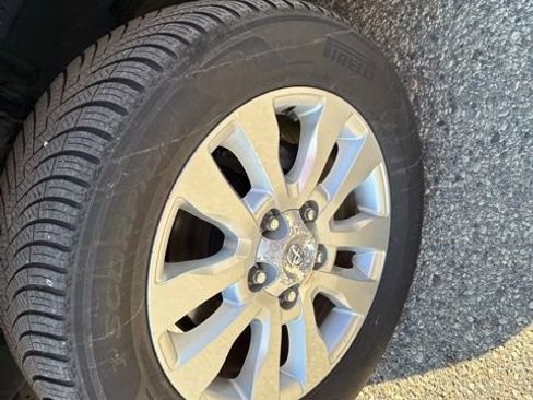 Used 2011 Toyota Sequoia Platinum image 7