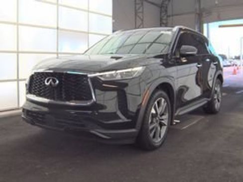 Used 2023 INFINITI QX60 Luxe w/ Performance Audio Package FWD image 8