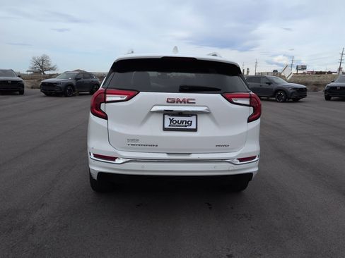 Used 2024 GMC Terrain Denali AWD/4WD image 6