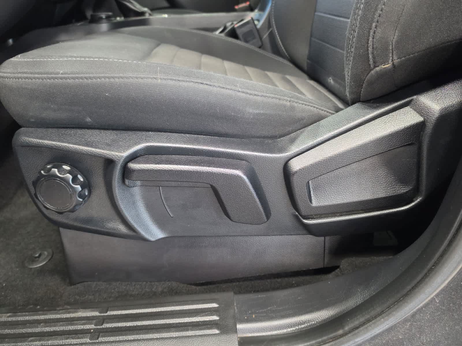 Used 2019 Ford Ranger XLT w/ Equipment Group 301A Mid AWD/4WD image 18