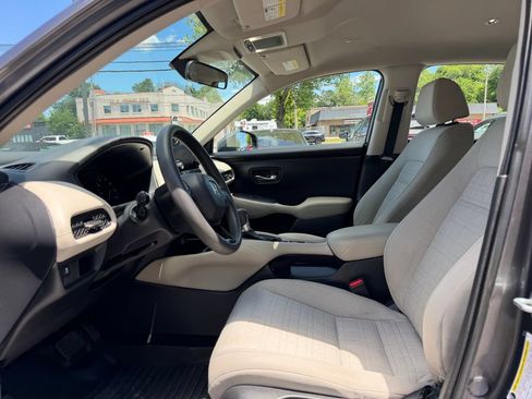 Used 2024 Honda HR-V LX image 16