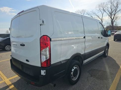 Used 2022 Ford Transit 250 Low Roof image 2
