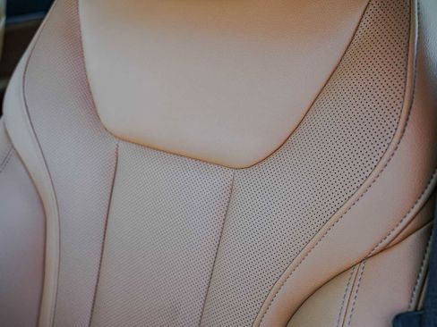 Used 2022 BMW i4 eDrive40 w/ M Sport Package image 22