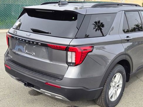 New 2026 Ford Explorer Active w/ Active Comfort Package RWD image 6