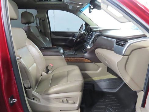 Used 2015 Chevrolet Suburban LTZ image 37