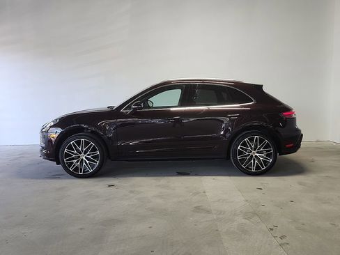 New 2026 Porsche Macan AWD/4WD image 2