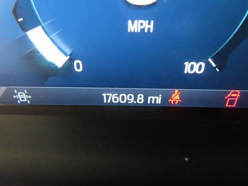 Used 2024 Ford F250 Platinum w/ FX4 Off-Road Package image 15