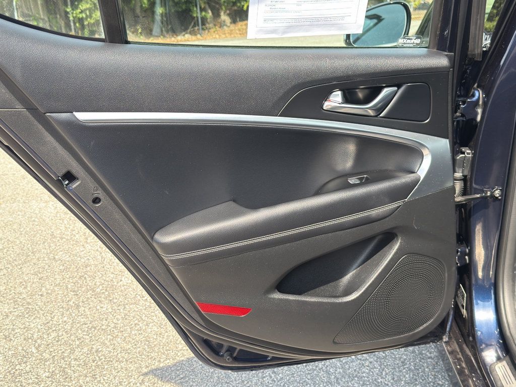 Used 2026 Genesis G70 2.5T RWD image 32