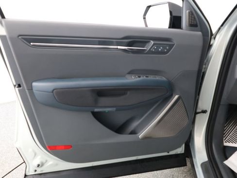 Used 2024 Kia EV9 GT-Line image 11