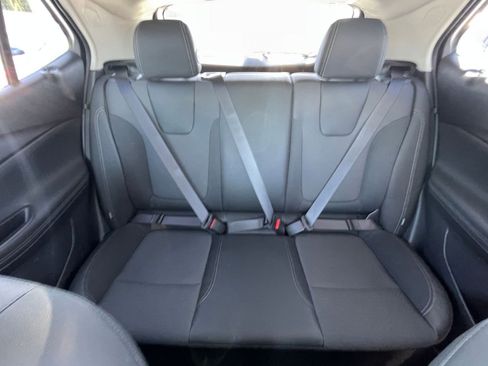 Used 2025 Buick Encore GX Preferred image 36