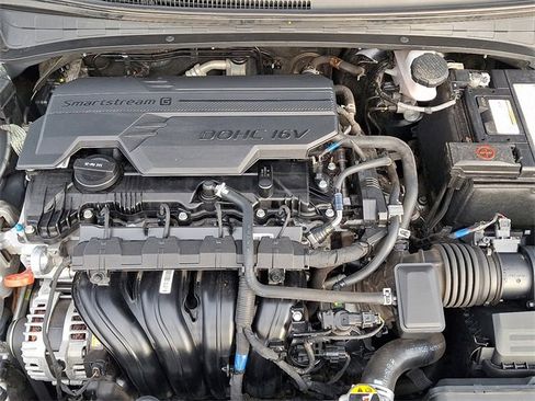 Used 2021 Hyundai Elantra SEL w/ Convenience Package image 27