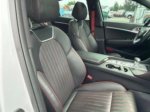 Used 2023 Genesis G70 2.0T w/ Sport Prestige Package AWD/4WD image 10