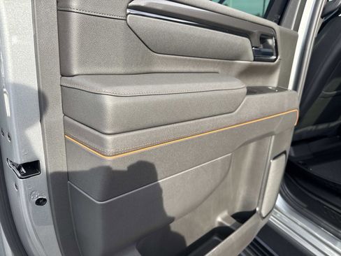 New 2026 GMC Sierra 2500 AT4 w/ AT4 Premium Plus Package image 23