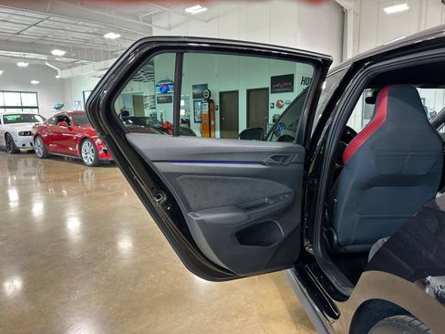 Used 2024 Volkswagen GTI S FWD image 31