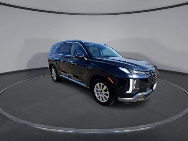 Used 2025 Hyundai Palisade SEL FWD image 2