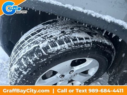 Used 2013 Jeep Grand Cherokee Laredo image 26