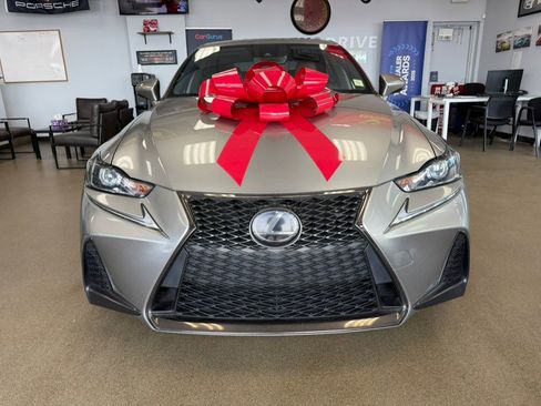 Used 2018 Lexus IS 300 F Sport w/ F Sport Package RWD image 6