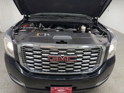 Used 2019 GMC Yukon XL Denali w/ Denali Ultimate Package AWD/4WD image 53