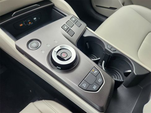 New 2026 Kia Sportage EX image 15