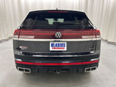 Used 2025 Volkswagen Atlas Cross Sport SEL Premium R-Line image 5