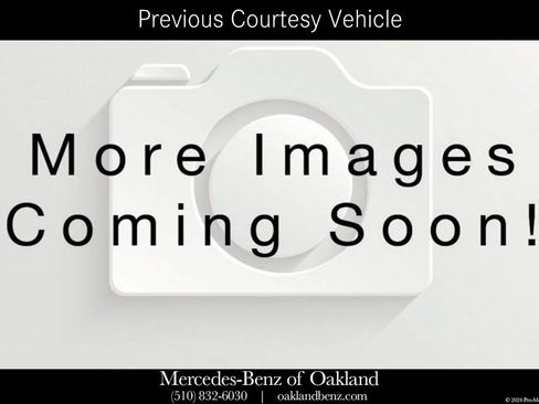 Used 2026 Mercedes-Benz GLC 300 image 2