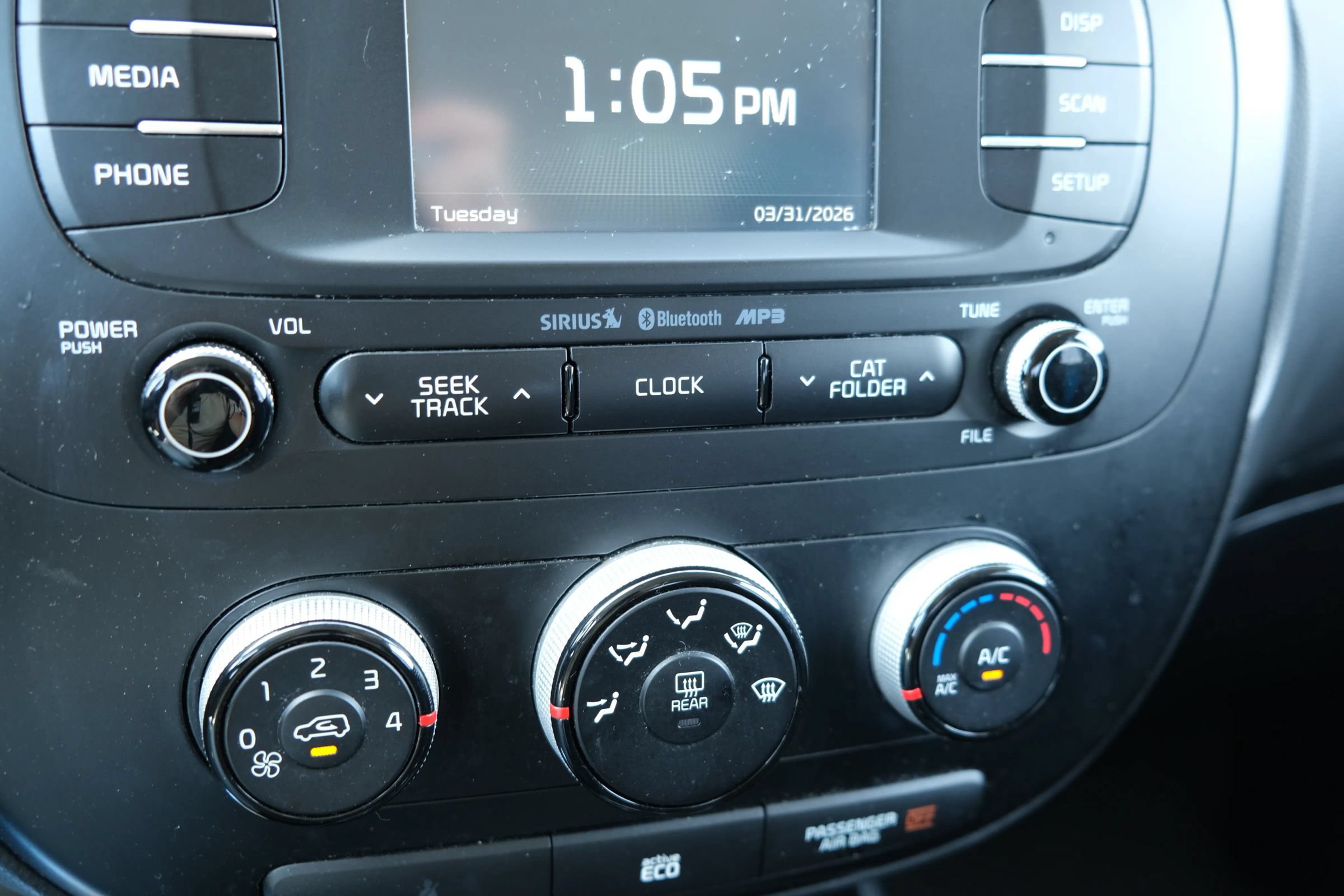 Used 2016 Kia Soul + FWD image 23