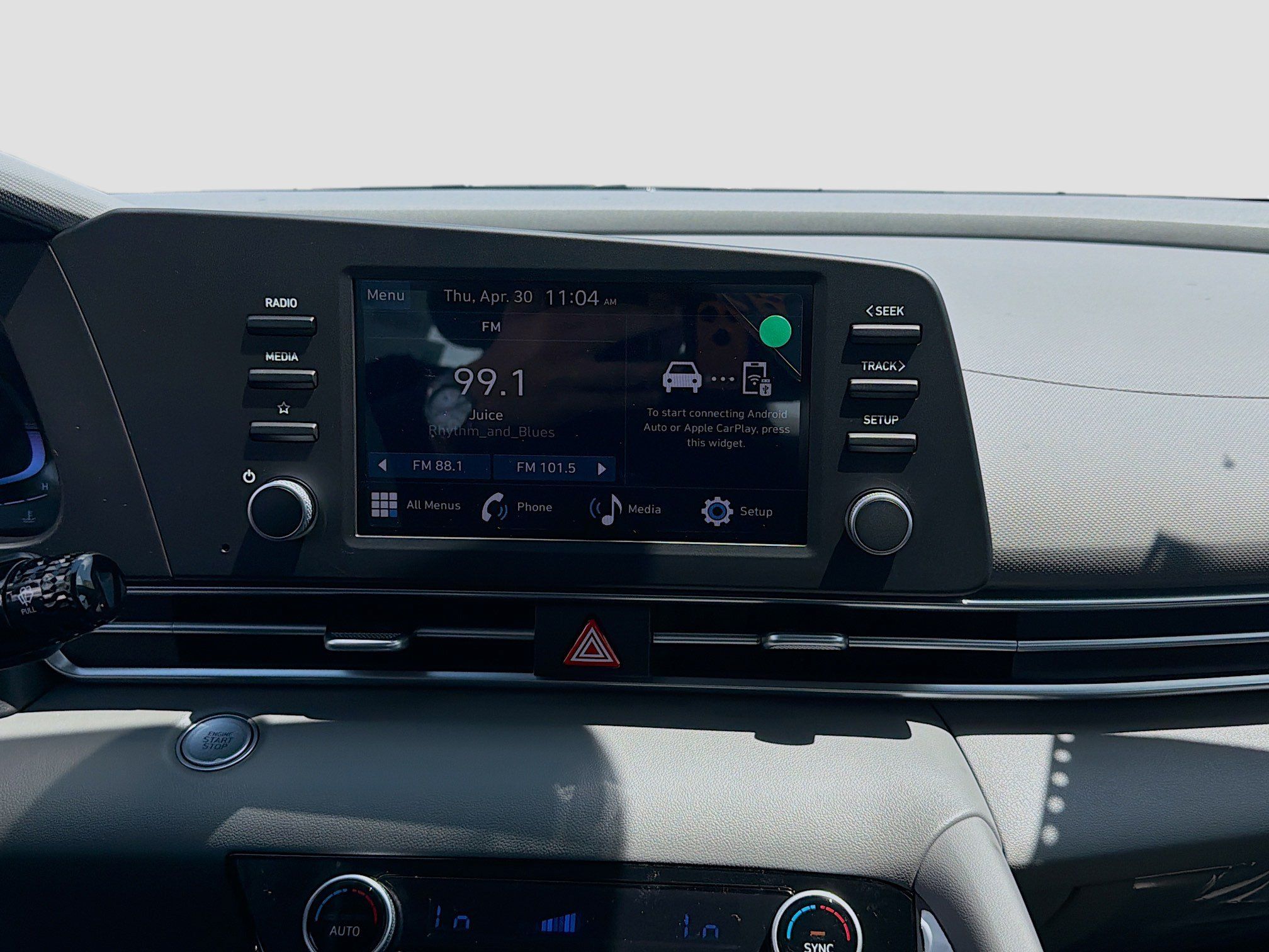 New 2026 Hyundai Elantra Sport FWD image 10