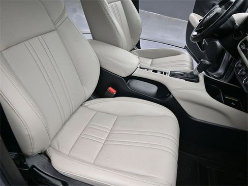 Certified 2024 Honda HR-V EX-L image 27