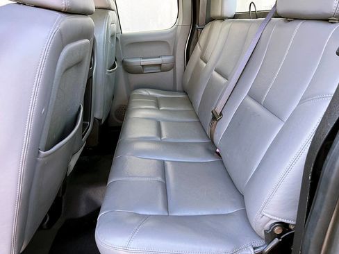 Used 2007 Chevrolet Silverado 1500 W/T image 40