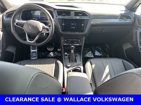 Certified 2023 Volkswagen Tiguan SE R-Line image 17