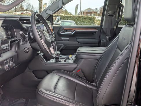 Used 2023 GMC Sierra 1500 Denali w/ Denali Reserve Package image 16