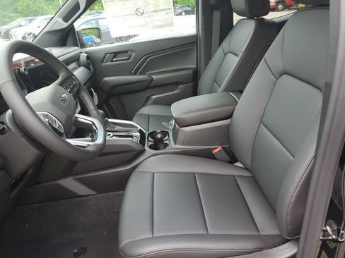 New 2026 Chevrolet Colorado Trail Boss w/ Midnight Edition AWD/4WD image 16