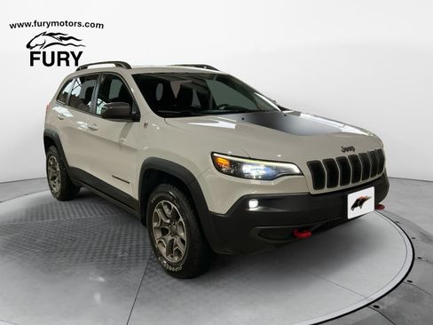 Used 2020 Jeep Cherokee Trailhawk w/ Cold Weather Group AWD/4WD image 1