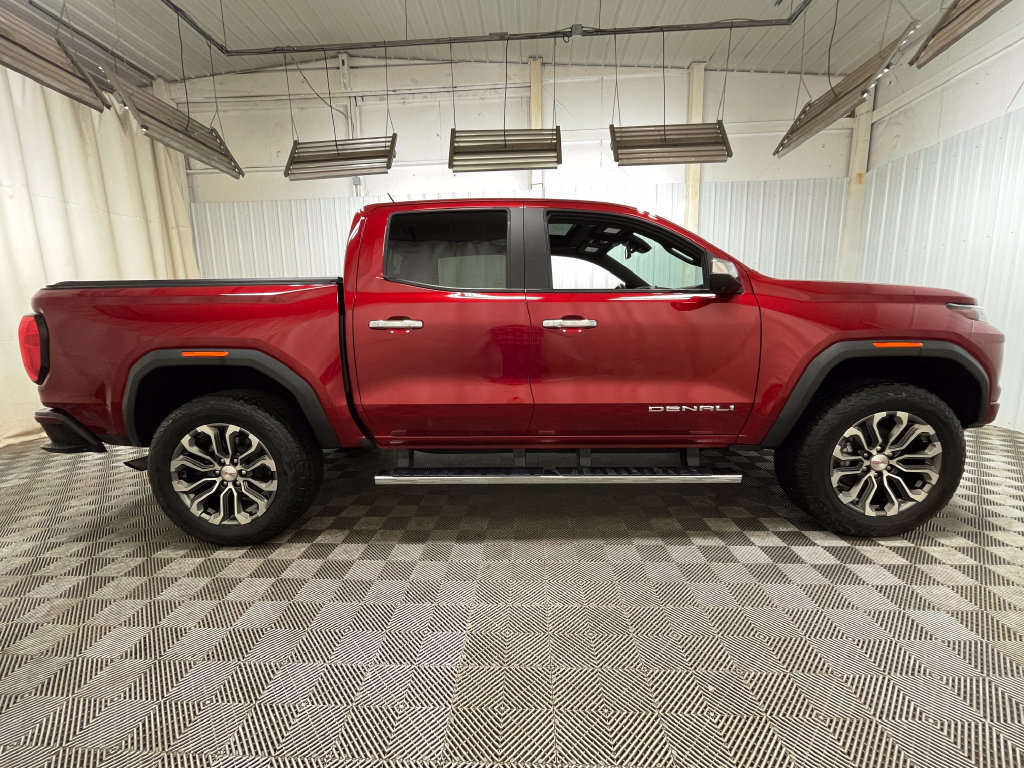 Used 2023 GMC Canyon Denali AWD/4WD image 22