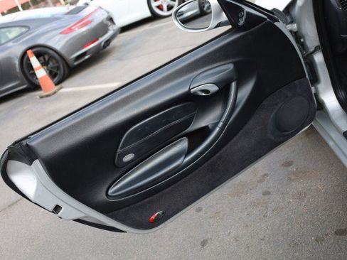 Used 2002 Porsche Boxster RWD image 20