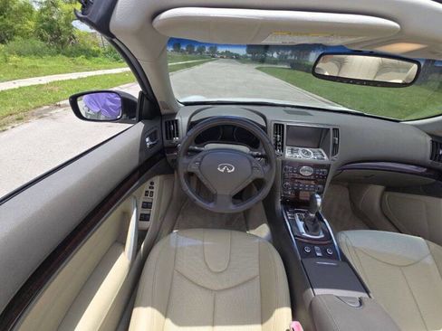 Used 2013 INFINITI G37 Sport w/ Premium Pkg image 11