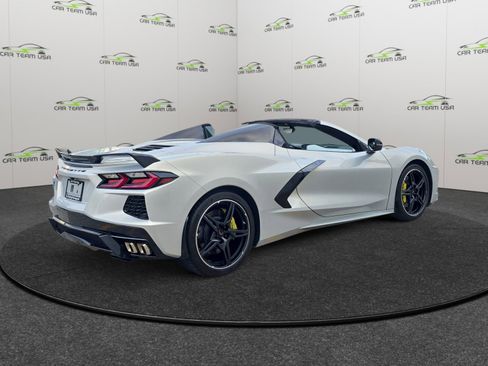 Used 2021 Chevrolet Corvette Stingray Premium Conv w/ Z51 Performance Package image 22